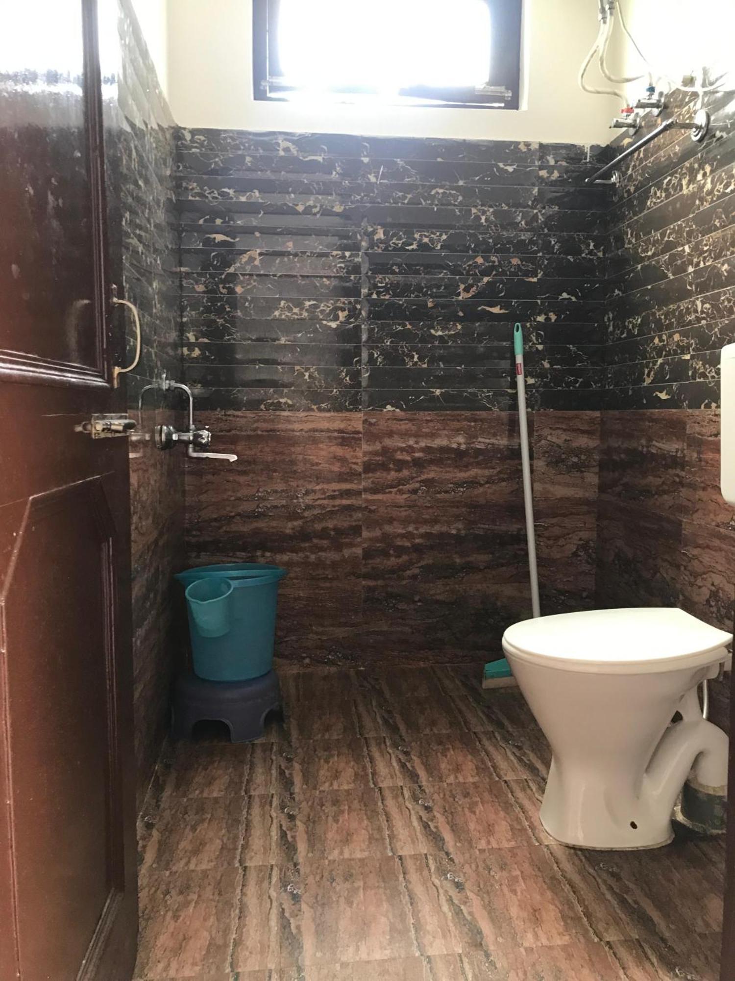 Mcleodganj Diaries Guest House 다람샬라 외부 사진