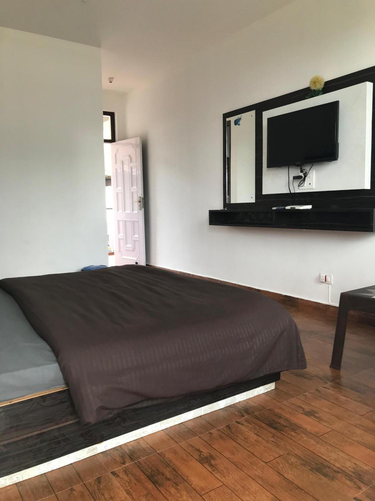 Mcleodganj Diaries Guest House 다람샬라 외부 사진